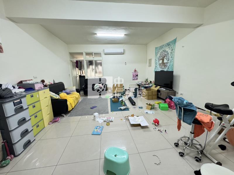 平鎮五套房整新透天店面房屋室內格局與周邊環境