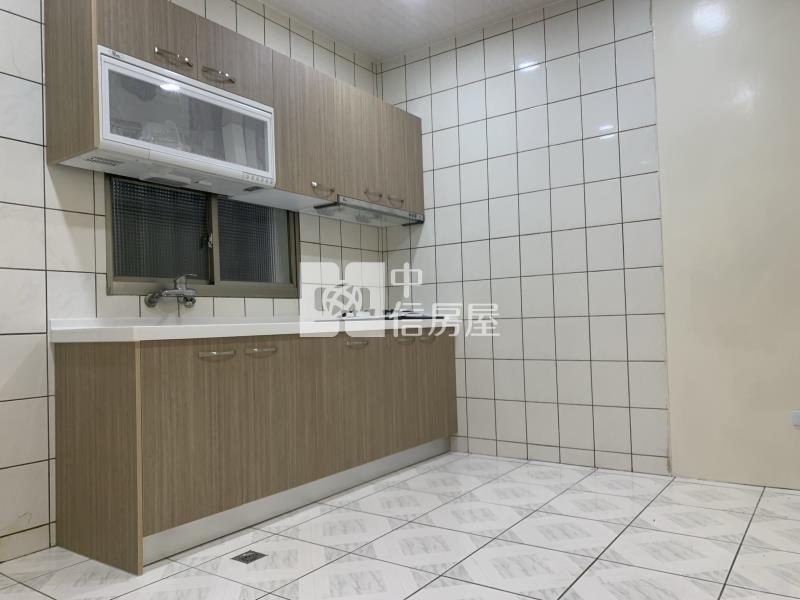 楊梅~梅園整新透天房屋室內格局與周邊環境