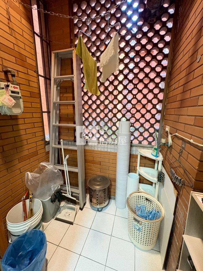 工學商圈溫馨3+1房附平車房屋室內格局與周邊環境