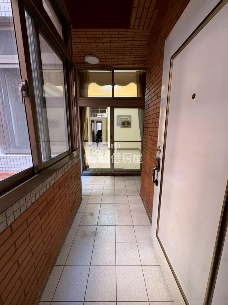 工學商圈溫馨3+1房附平車房屋室內格局與周邊環境