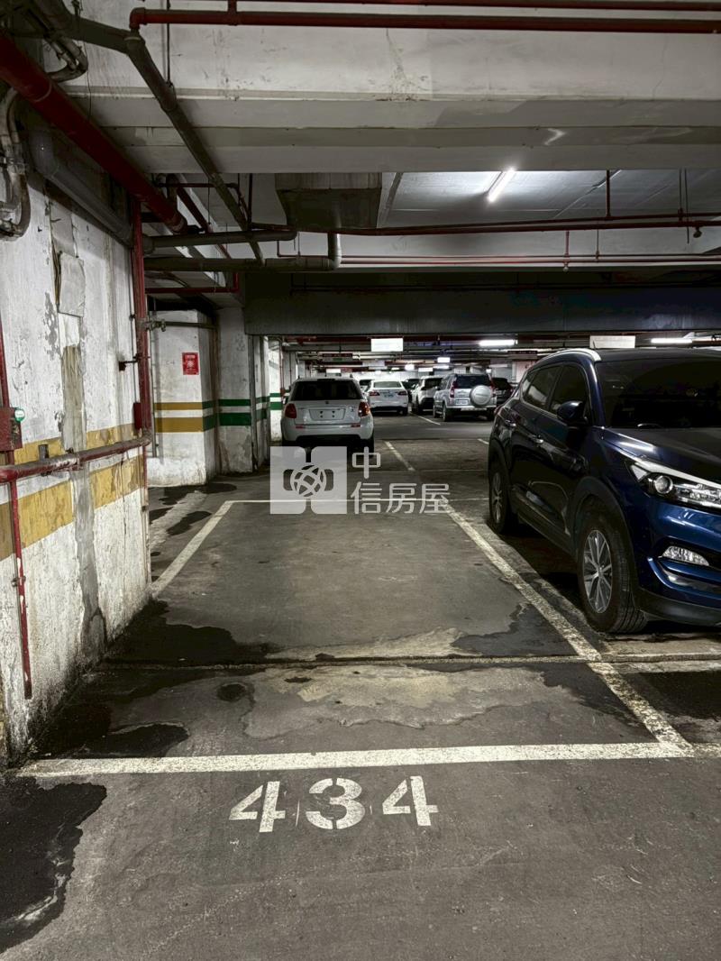 工學商圈溫馨3+1房附平車房屋室內格局與周邊環境