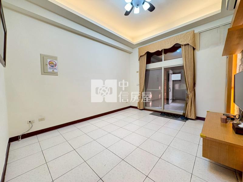 工學商圈溫馨3+1房附平車房屋室內格局與周邊環境