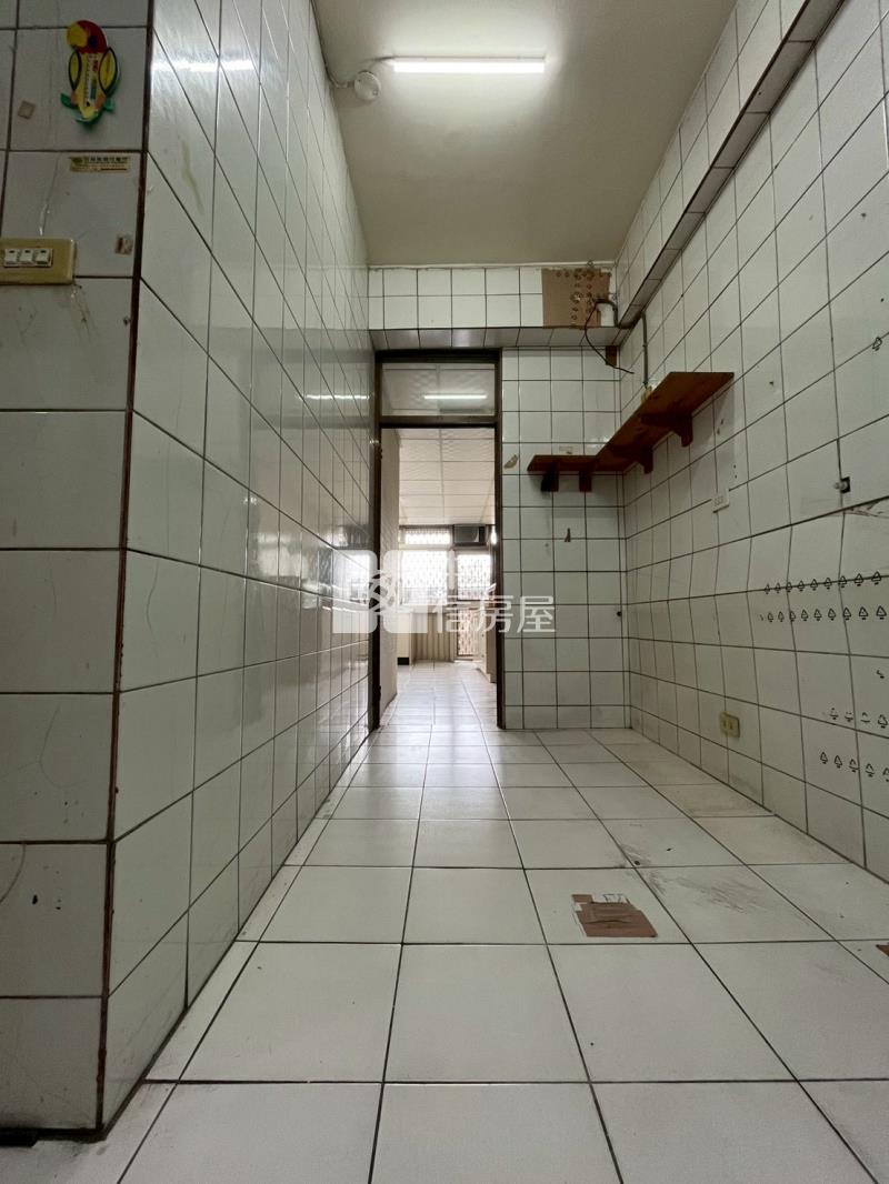 南區二樓三房公寓我最俗房屋室內格局與周邊環境