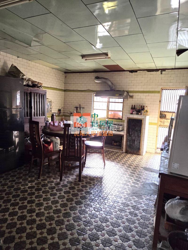 虎尾虎科大店面+建地房屋室內格局與周邊環境