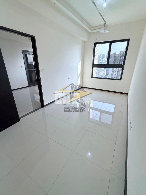 【星鑽】城中大璽八德擴大重劃區景觀2房車房屋室內格局與周邊環境