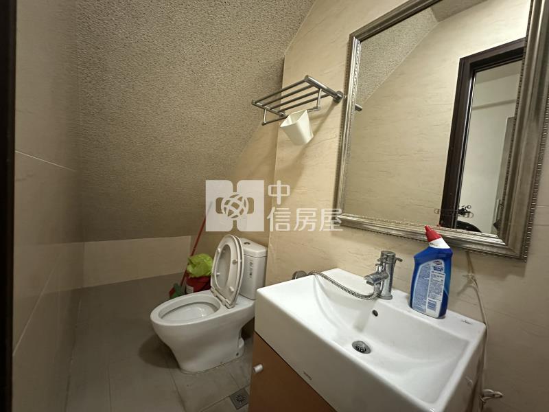 7J40台中太平電梯美墅房屋室內格局與周邊環境