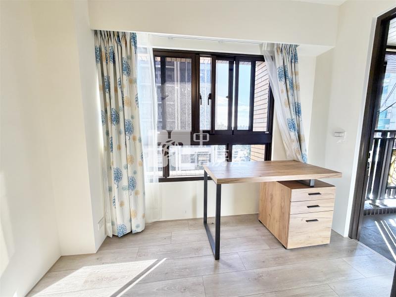 台中新站2+1房平車房屋室內格局與周邊環境