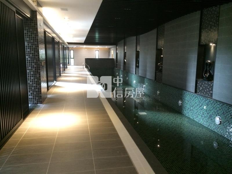 雲世紀美視野2房平車房屋室內格局與周邊環境