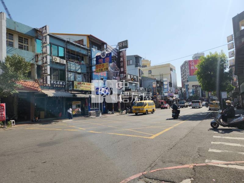 草屯市區大地坪店面房屋室內格局與周邊環境