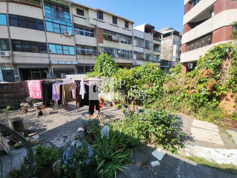 草屯市區大地坪店面房屋室內格局與周邊環境