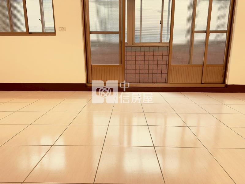 楊梅幼獅交流道美透天房屋室內格局與周邊環境