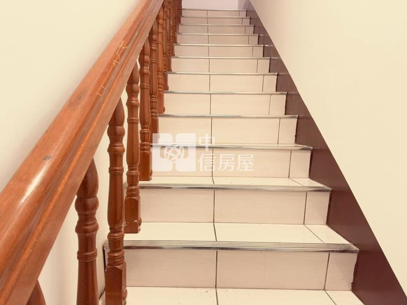 楊梅幼獅交流道美透天房屋室內格局與周邊環境