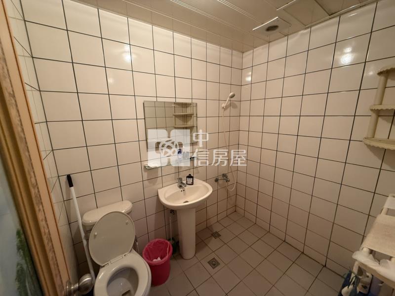 復旦中學三房車房屋室內格局與周邊環境