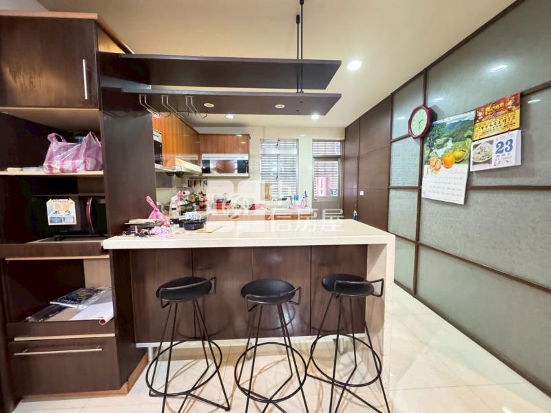 1J26中壢區公所大面寬透天別墅房屋室內格局與周邊環境