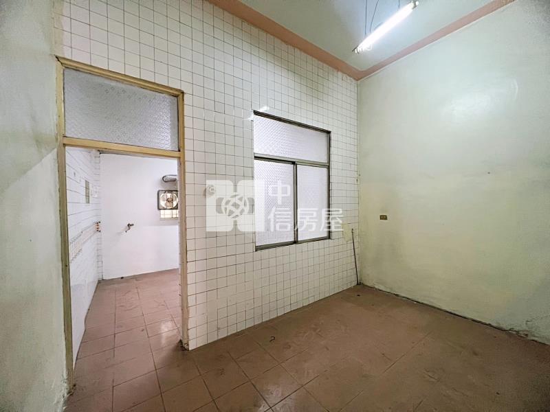 高雄房屋-獅湖國小透天房屋室內格局與周邊環境