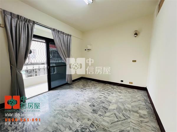 志航國小旁車庫別墅房屋室內格局與周邊環境