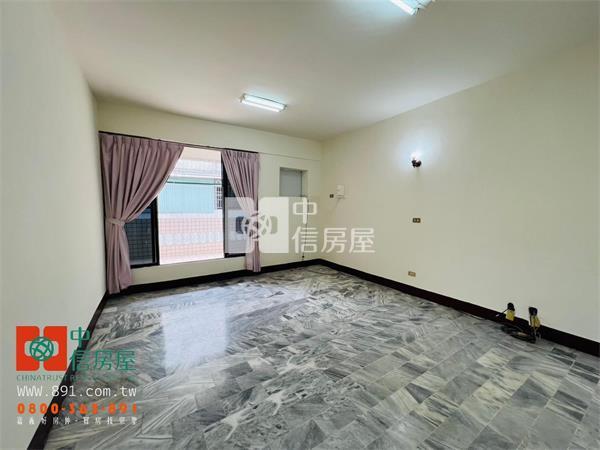 志航國小旁車庫別墅房屋室內格局與周邊環境