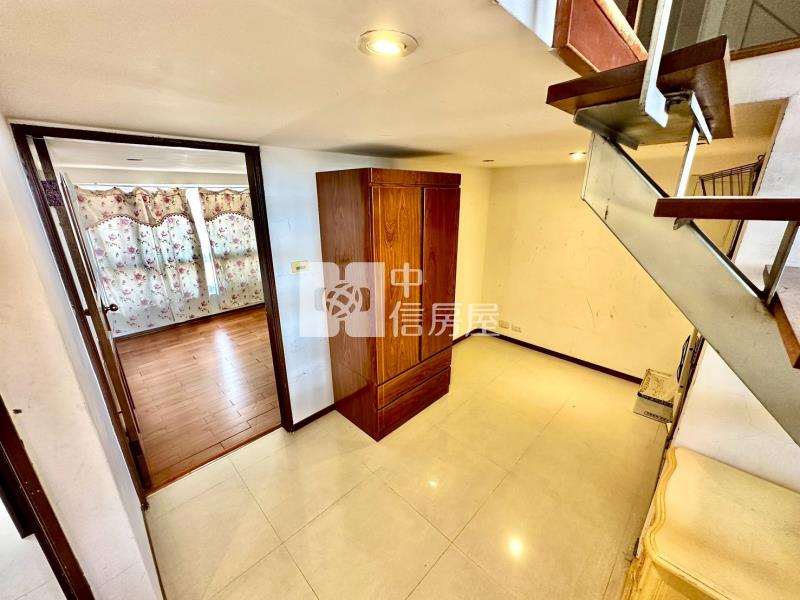 柳川水岸面公園美景震後四房車位房屋室內格局與周邊環境