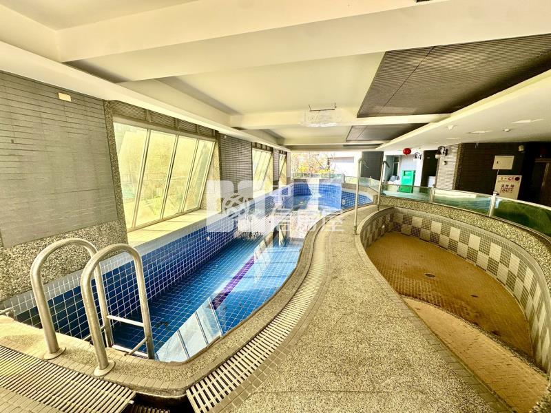 柳川水岸面公園美景震後四房車位房屋室內格局與周邊環境