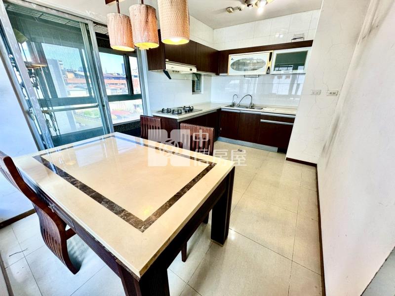 柳川水岸面公園美景震後四房車位房屋室內格局與周邊環境