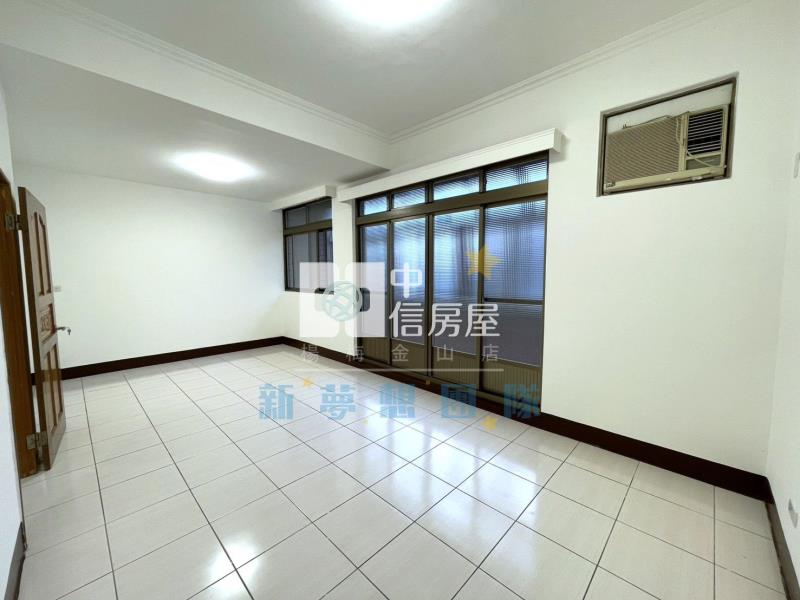 【新夢想】幼獅交流道旁 大面寬透天 | 可停2台車房屋室內格局與周邊環境