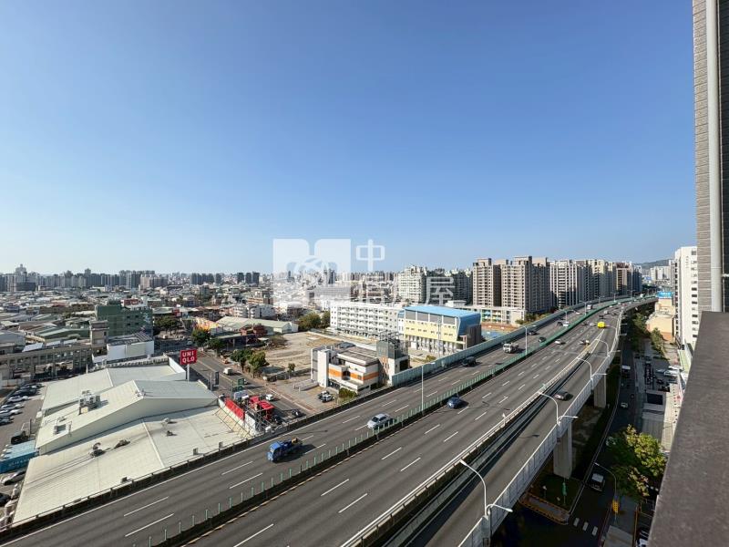 馬卡龍公園高樓層大兩房B1平車美屋房屋室內格局與周邊環境