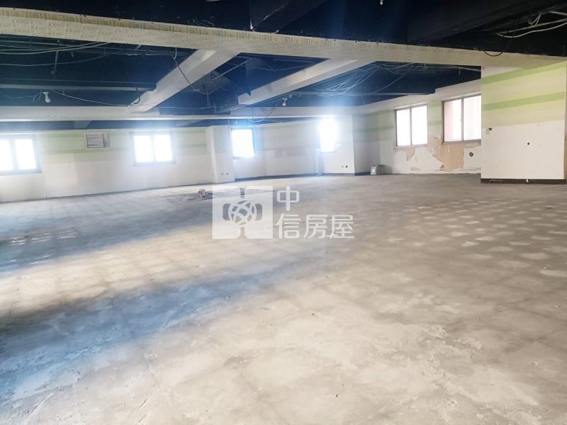 親親戲院對面近百坪商辦附三車位房屋室內格局與周邊環境