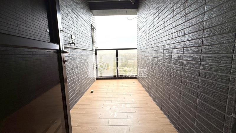 【神馬】全新草漯兩房兩衛車房屋室內格局與周邊環境