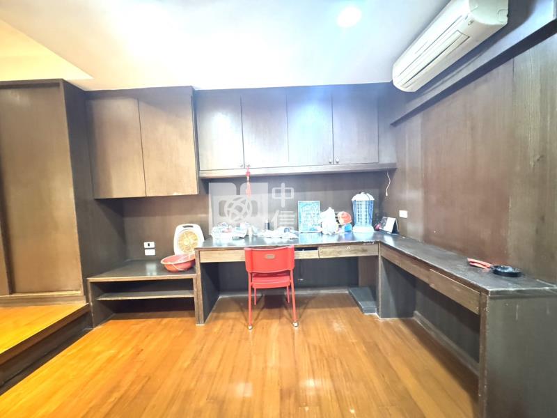 【安家】A21公園旁，忠福大面寬庭院別墅房屋室內格局與周邊環境