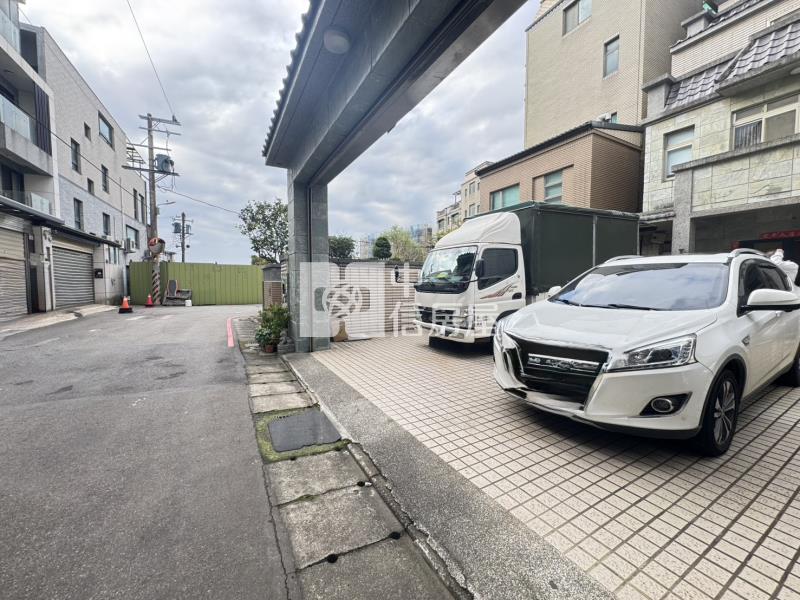 【安家】A21公園旁，忠福大面寬庭院別墅房屋室內格局與周邊環境