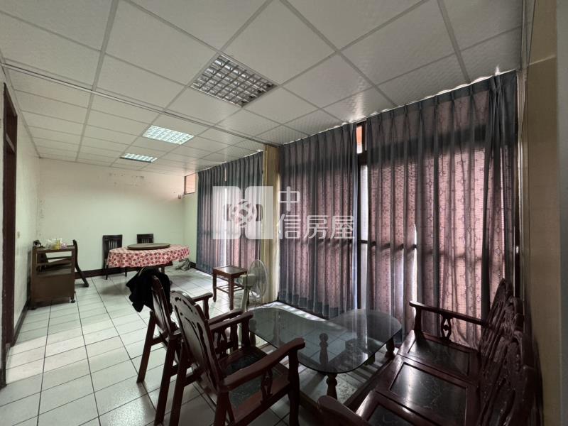 近草湖國小大地坪大面寬電梯住辦房屋室內格局與周邊環境