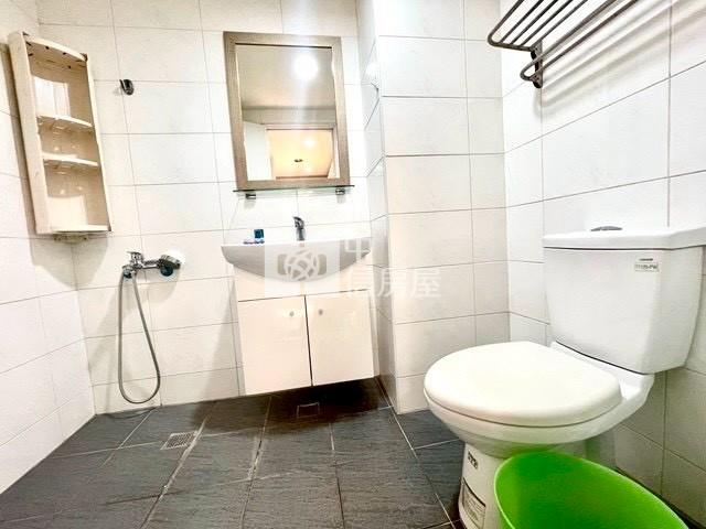 東區小資成家三房平車房屋室內格局與周邊環境