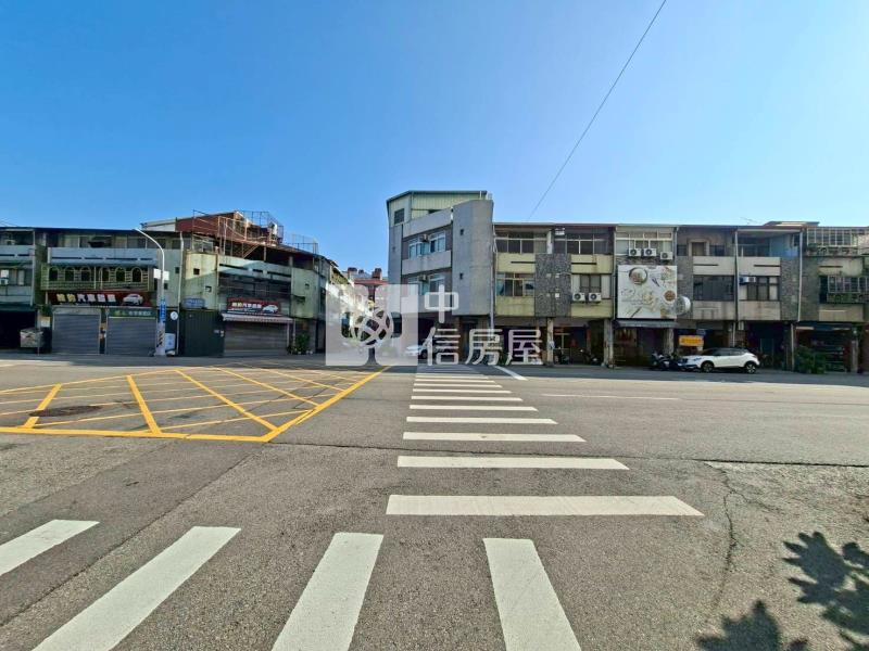南區正美村路20米住二透店房屋室內格局與周邊環境