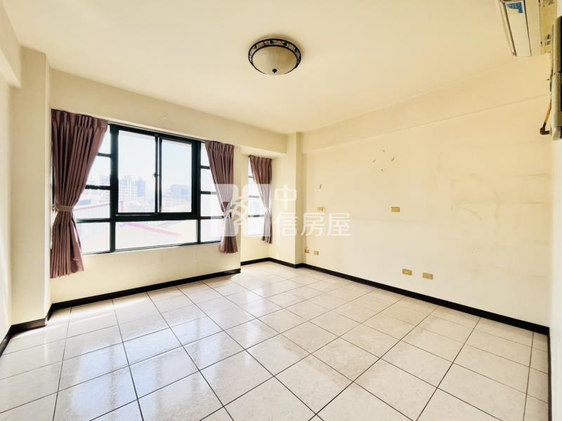 松和街震後金透店房屋室內格局與周邊環境