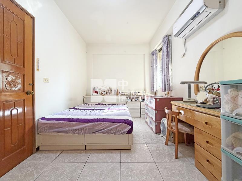 八期豐樂公園臨路大地坪車庫別墅房屋室內格局與周邊環境