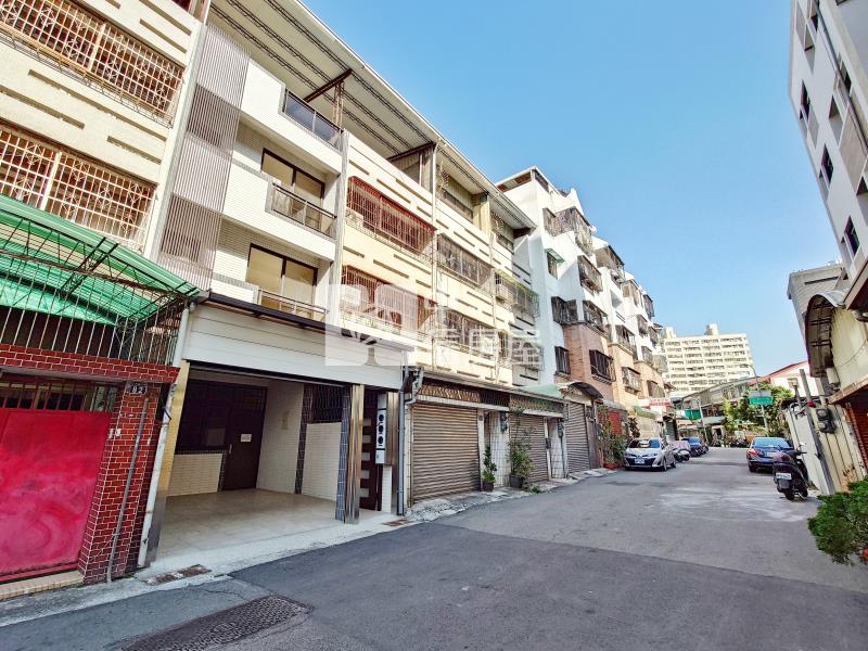 三光國中臨路車庫美墅房屋室內格局與周邊環境