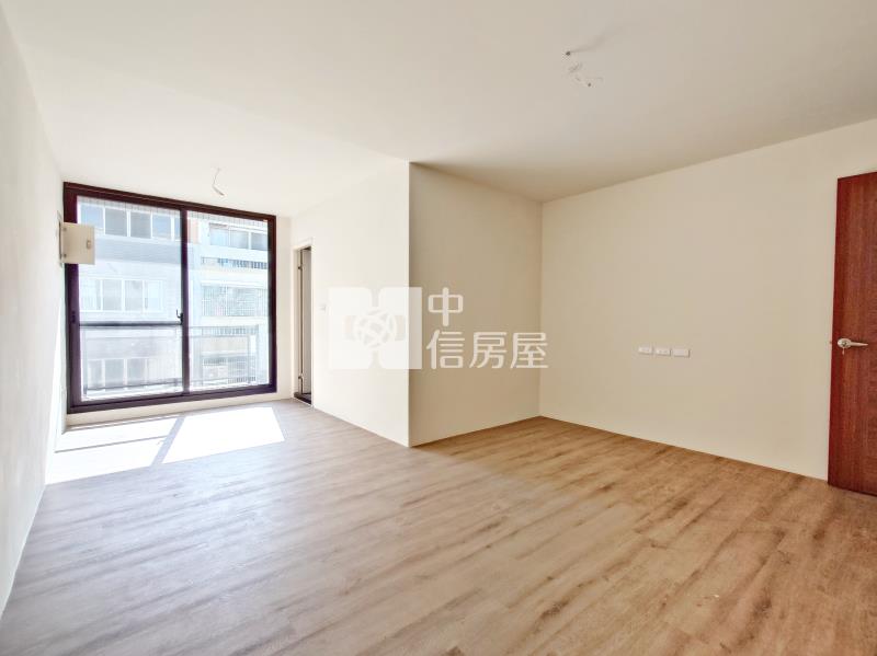 三光國中臨路車庫美墅房屋室內格局與周邊環境