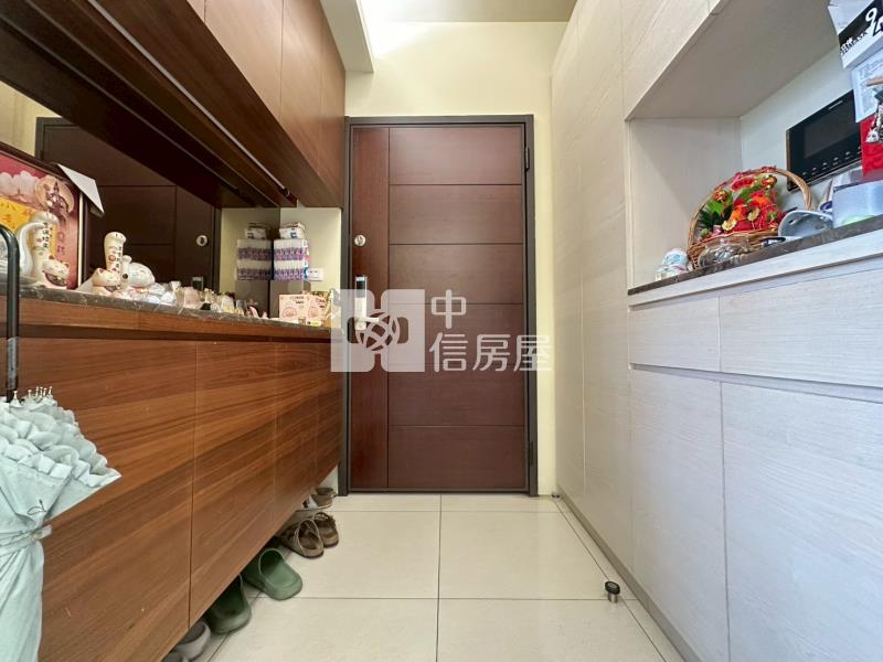 烏日林新醫院旁高樓層大三房平車房屋室內格局與周邊環境