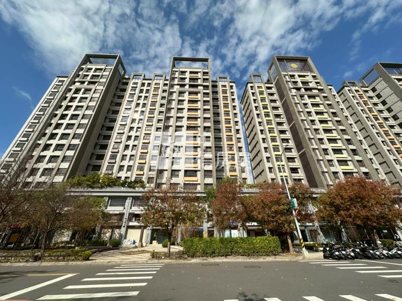 烏日林新醫院旁高樓層大三房平車房屋室內格局與周邊環境