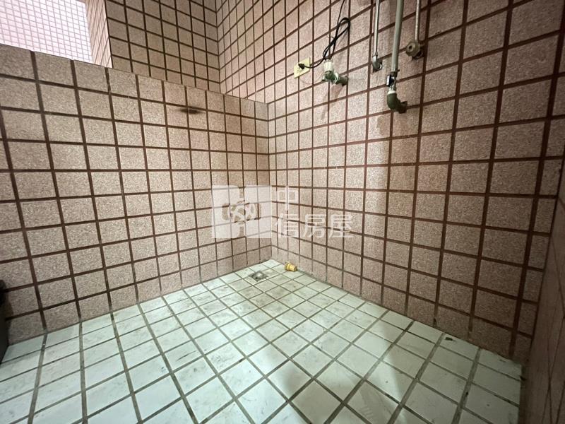 正北屯路特力屋1～2樓店（專任）房屋室內格局與周邊環境