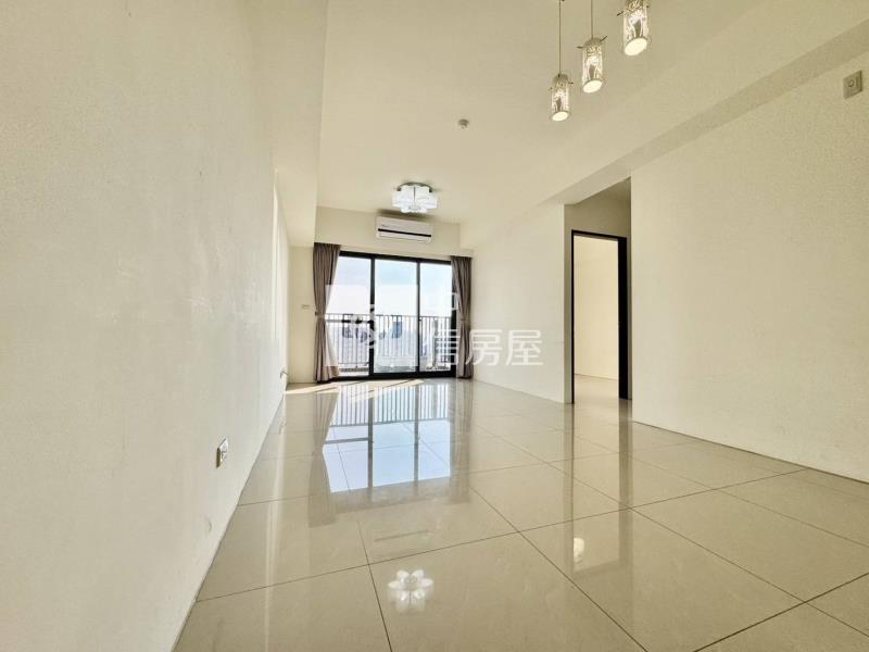 承辦.總太高樓層.無限超美視野.三房雙車位房屋室內格局與周邊環境