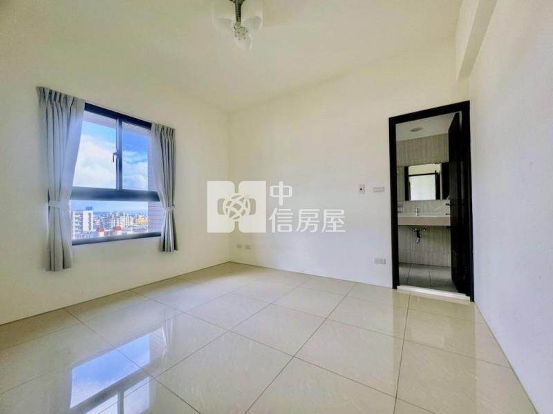 承辦.總太高樓層.無限超美視野.三房雙車位房屋室內格局與周邊環境