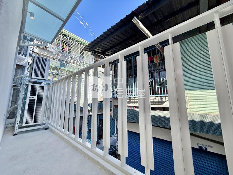 中台灣三鐵共構｜稀有日系奶油風格輕奢邊間透天厝房屋室內格局與周邊環境