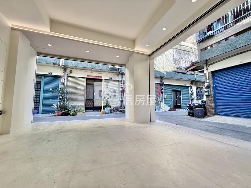 中台灣三鐵共構｜稀有日系奶油風格輕奢邊間透天厝房屋室內格局與周邊環境