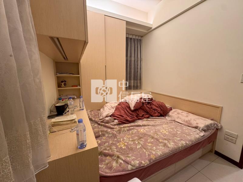 近誠品高機能精裝兩房平車房屋室內格局與周邊環境