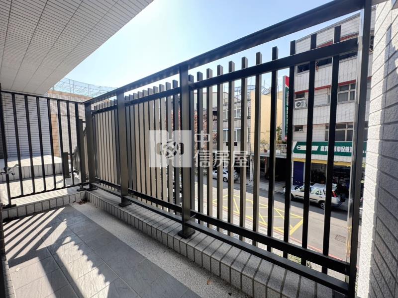 東區指標坤悅高飛搶手三房大平車房屋室內格局與周邊環境