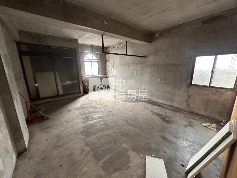 103興東南衝衝衝店面房屋室內格局與周邊環境