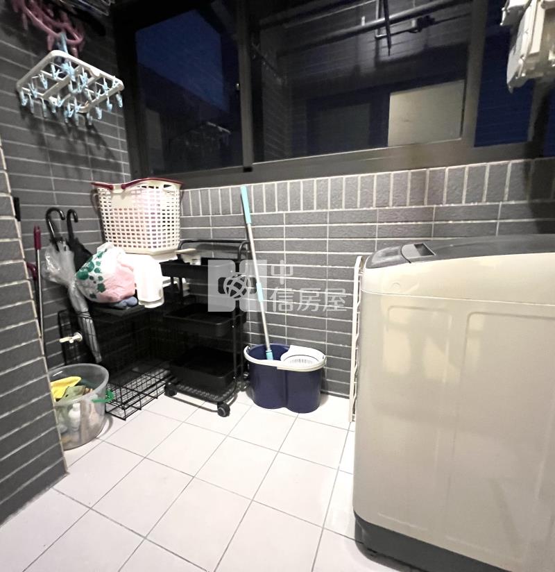 十期小春日和三房平車樹梢戶房屋室內格局與周邊環境