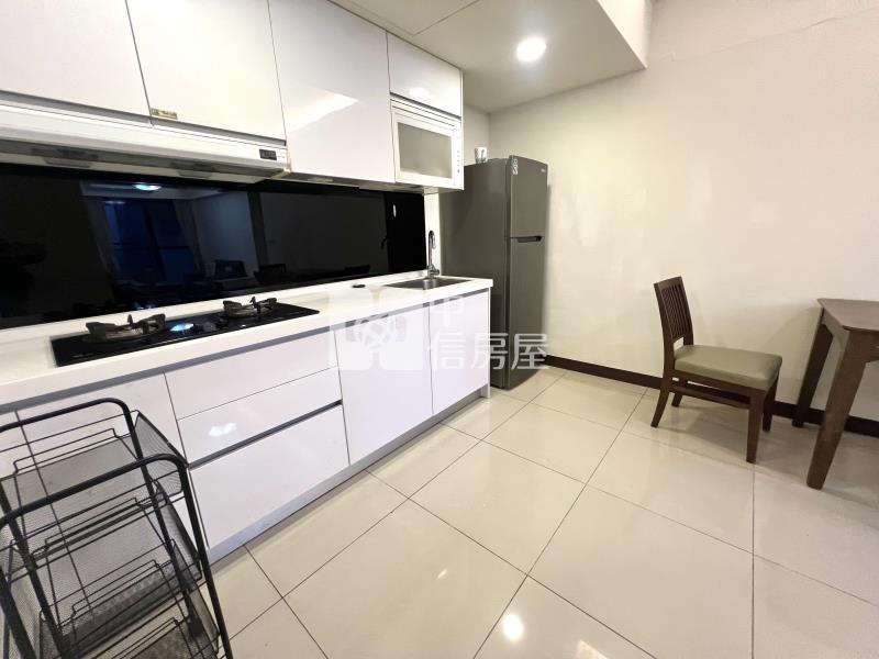 十期小春日和三房平車樹梢戶房屋室內格局與周邊環境