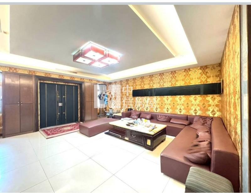 中壢近市公所大地坪透天別墅房屋室內格局與周邊環境